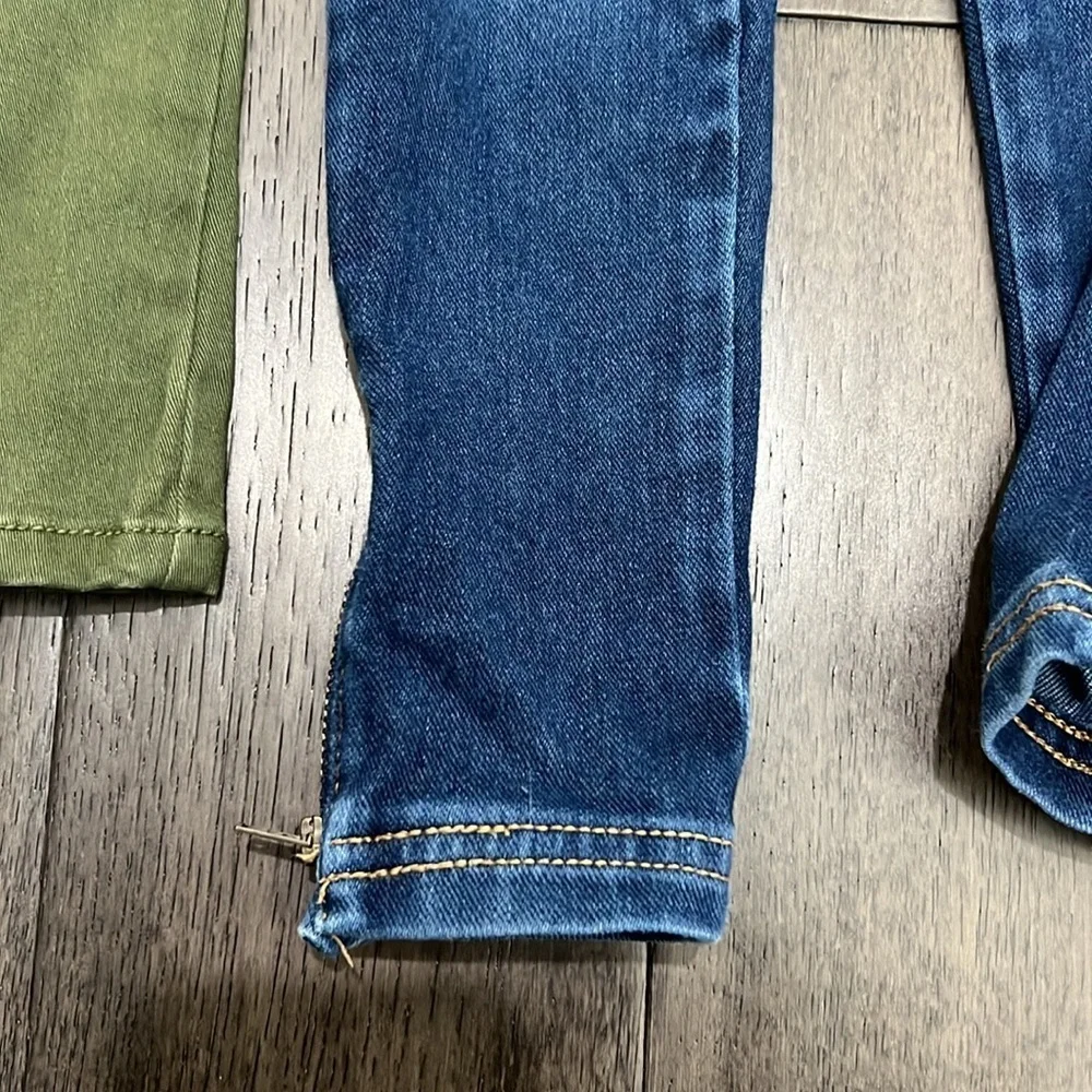 Old Navy girls distressed jeggings with zippers